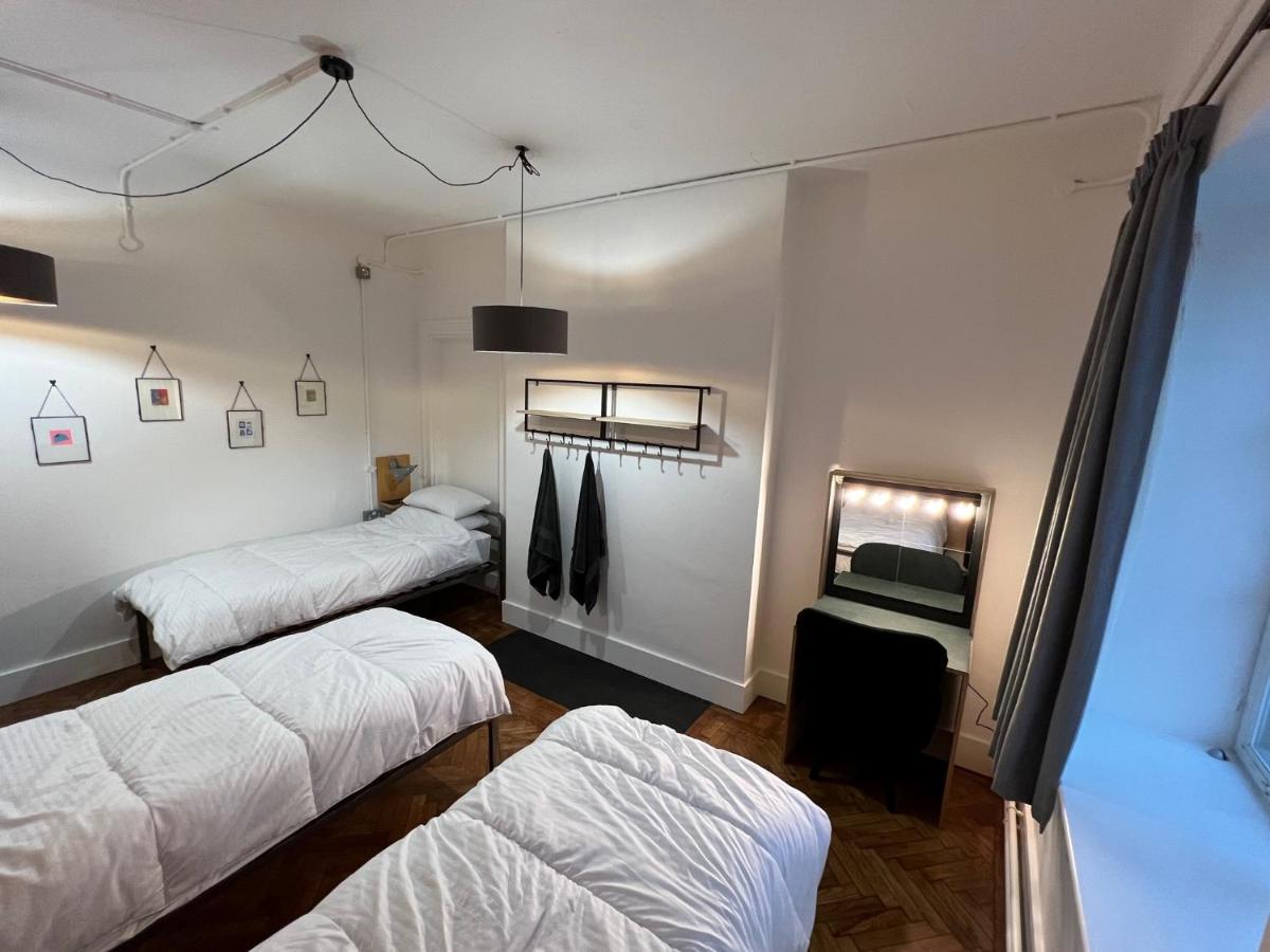 The Bristol Wing Hostel Exterior photo